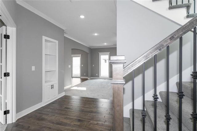 11140 N Bristol Avenue, Kansas City, MO 64156