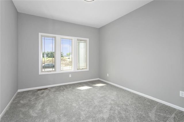 11140 N Bristol Avenue, Kansas City, MO 64156