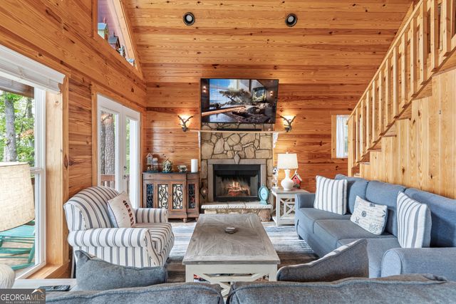 955 Barbara Point Road, Sparta, GA 31087