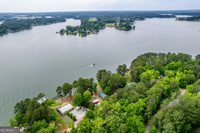 955 Barbara Point Road, Sparta, GA 31087