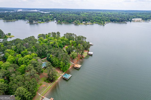 955 Barbara Point Road, Sparta, GA 31087
