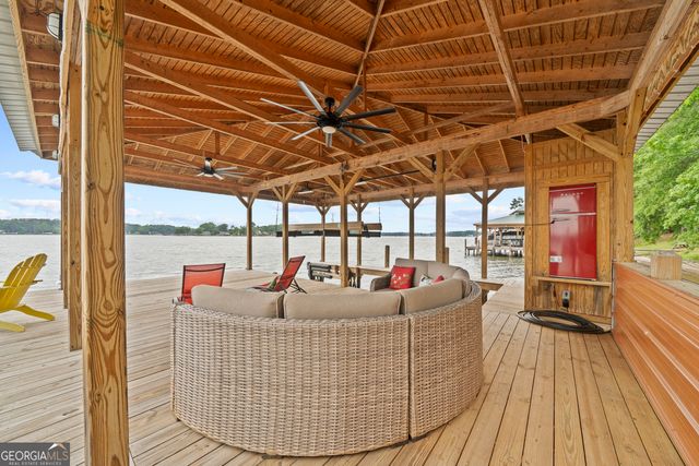 955 Barbara Point Road, Sparta, GA 31087