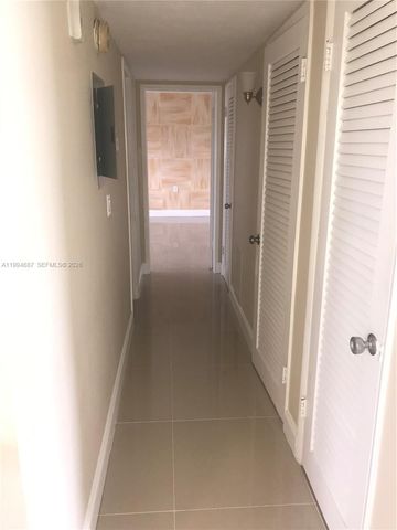 1631 NE 114th St 305, North Miami, FL 33181