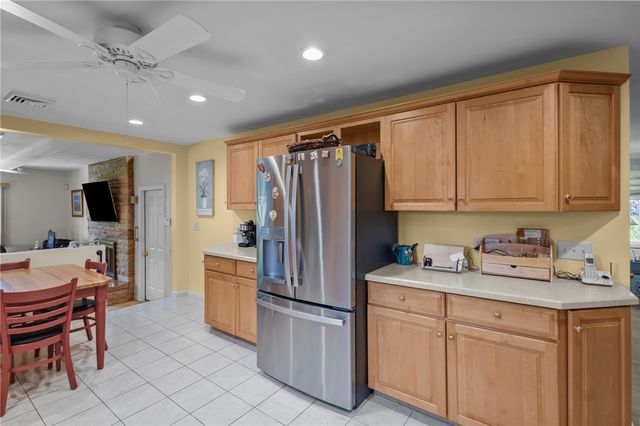 66 West River Parkway, North Providence, RI 02904