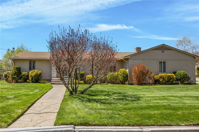 66 West River Parkway, North Providence, RI 02904
