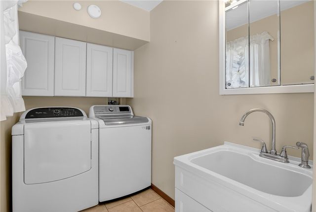 190 Portman Rd, Summit Twp, PA 16002