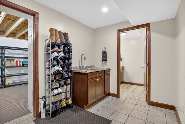 190 Portman Rd, Summit Twp, PA 16002