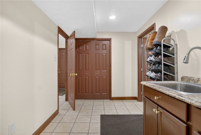 190 Portman Rd, Summit Twp, PA 16002