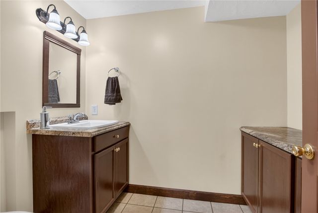 190 Portman Rd, Summit Twp, PA 16002