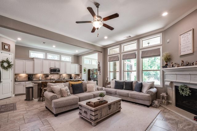 502 Pearl View Lane, Pinehurst, TX 77362