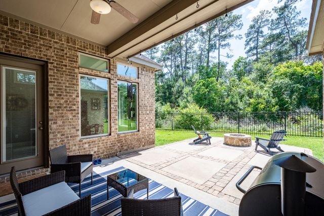 502 Pearl View Lane, Pinehurst, TX 77362