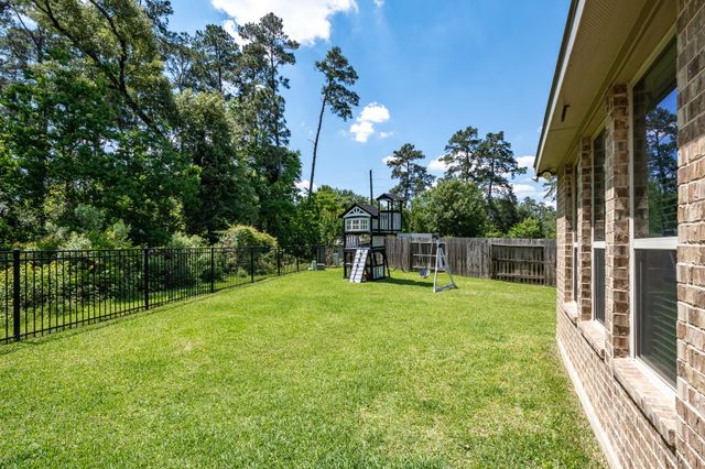 502 Pearl View Lane, Pinehurst, TX 77362