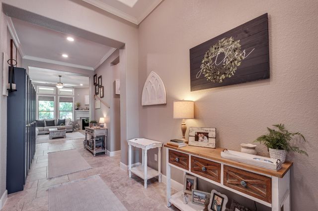 502 Pearl View Lane, Pinehurst, TX 77362