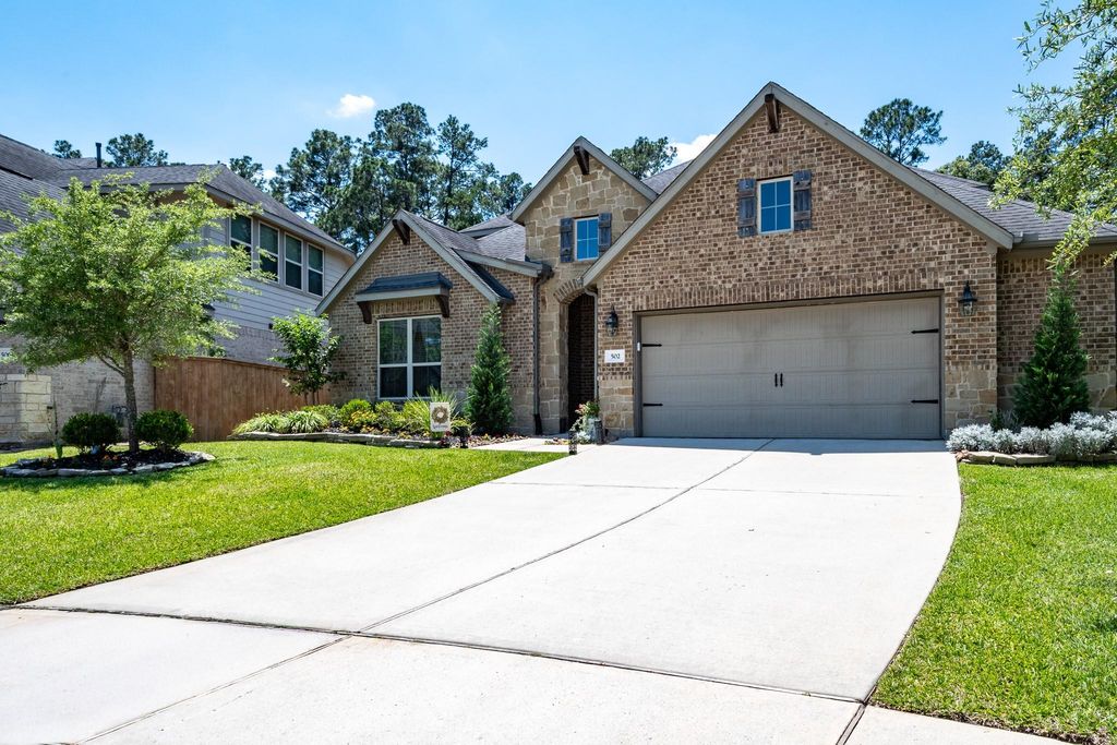 502 Pearl View Lane, Pinehurst, TX 77362