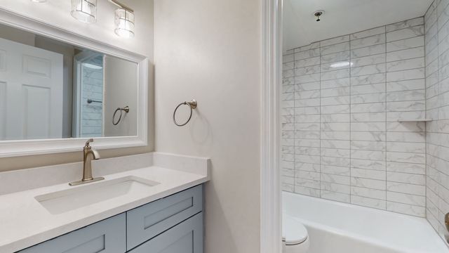 510 Gay St Apt 1008, Nashville, TN 37219