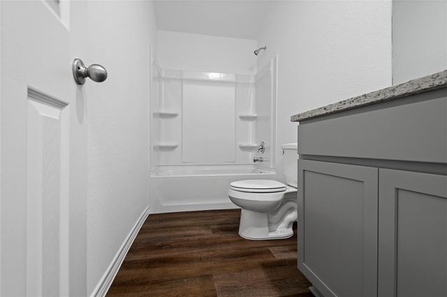 808 Stoney Point Lane, Dayton, TX 77535