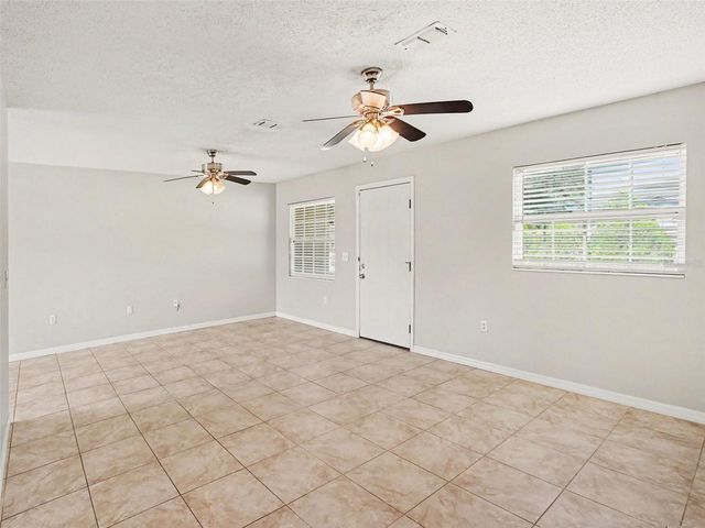 3255 KELVINGTON DRIVE, Orlando, FL 32810