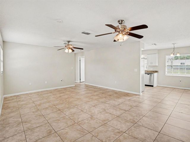 3255 KELVINGTON DRIVE, Orlando, FL 32810