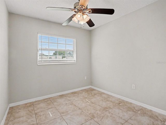 3255 KELVINGTON DRIVE, Orlando, FL 32810