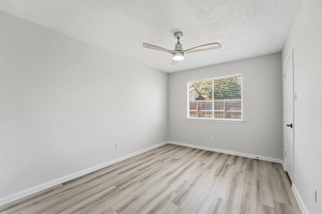 2210 Trail West Street, Sugar Land, TX 77478