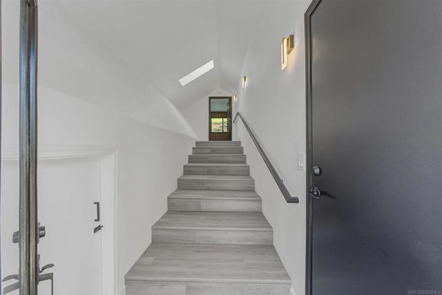 11618 Johnson Lake Road, Lakeside, CA 92040