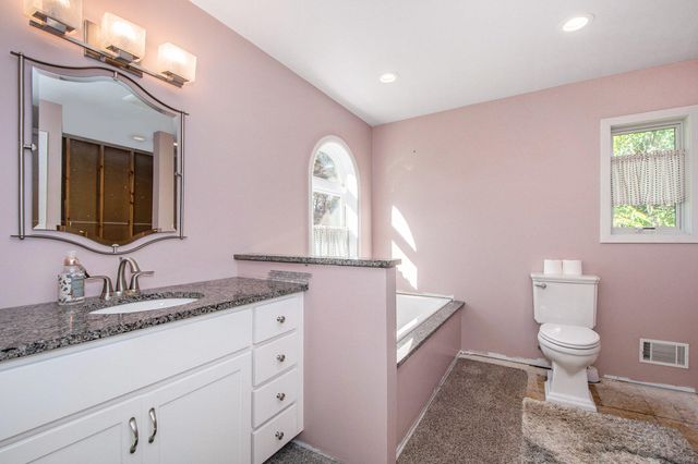 5258 92nd Street SE, Caledonia, MI 49316