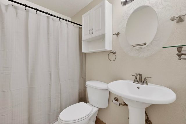 6500 Martin Court NE, Albuquerque, NM 87109