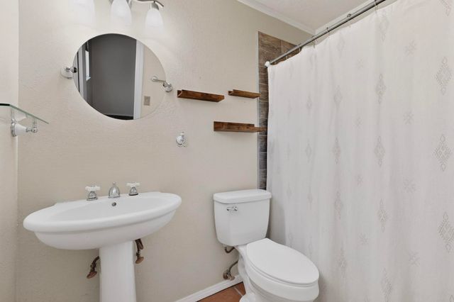 6500 Martin Court NE, Albuquerque, NM 87109