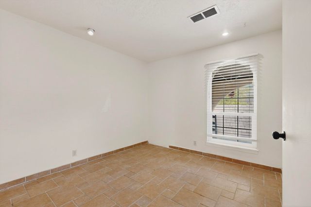 6500 Martin Court NE, Albuquerque, NM 87109