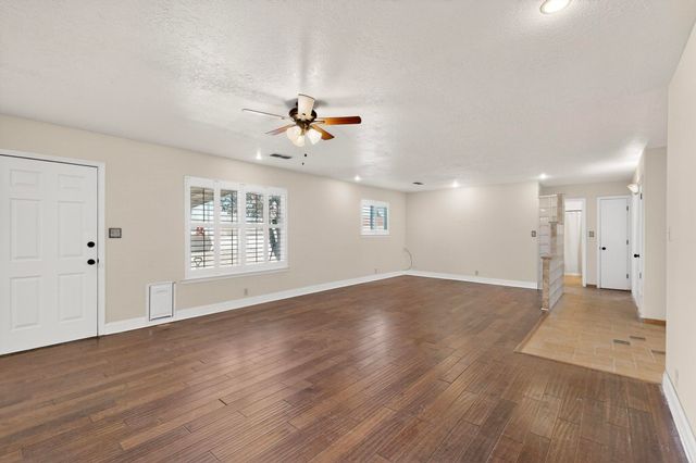 6500 Martin Court NE, Albuquerque, NM 87109