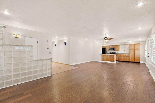 6500 Martin Court NE, Albuquerque, NM 87109