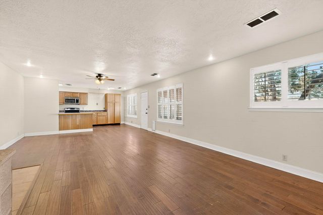 6500 Martin Court NE, Albuquerque, NM 87109