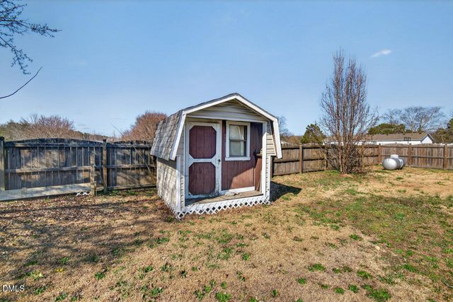 1622 Lancaster Road, Pikeville, NC 27863