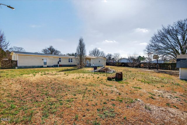 1622 Lancaster Road, Pikeville, NC 27863