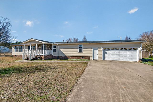 1622 Lancaster Road, Pikeville, NC 27863