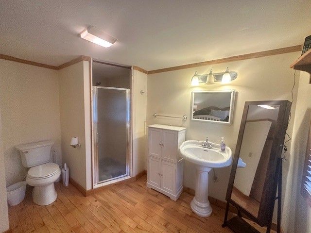 3424 Indian Mound Rd, Sparta, TN 38583