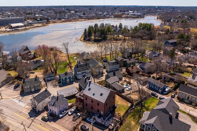 348 Maplewood Ave Apt 4, Portsmouth, NH 03801