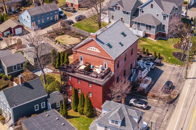 348 Maplewood Ave Apt 4, Portsmouth, NH 03801