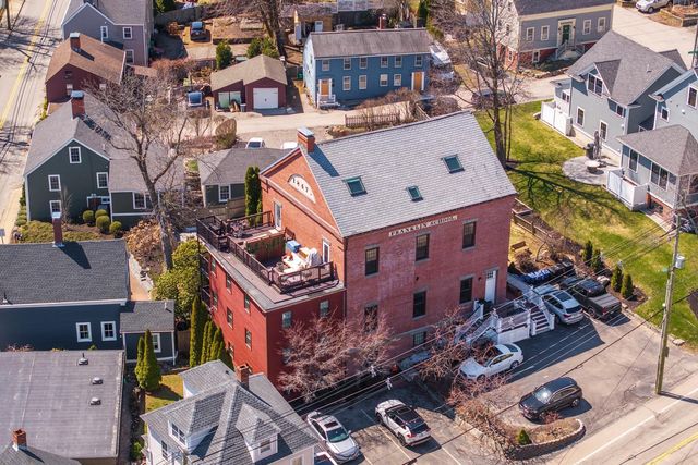 348 Maplewood Ave Apt 4, Portsmouth, NH 03801
