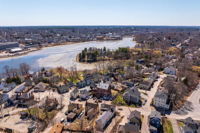 348 Maplewood Ave Apt 4, Portsmouth, NH 03801