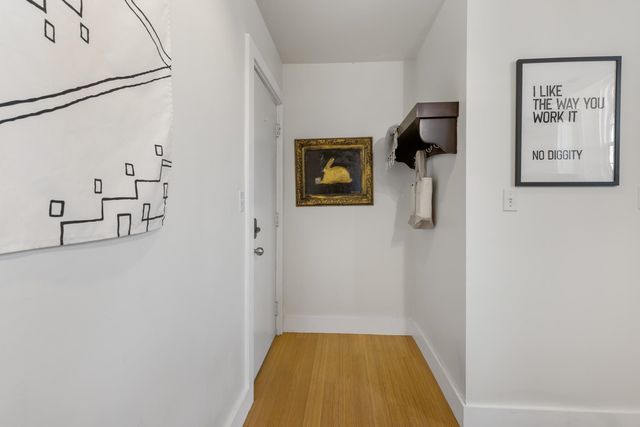 348 Maplewood Ave Apt 4, Portsmouth, NH 03801