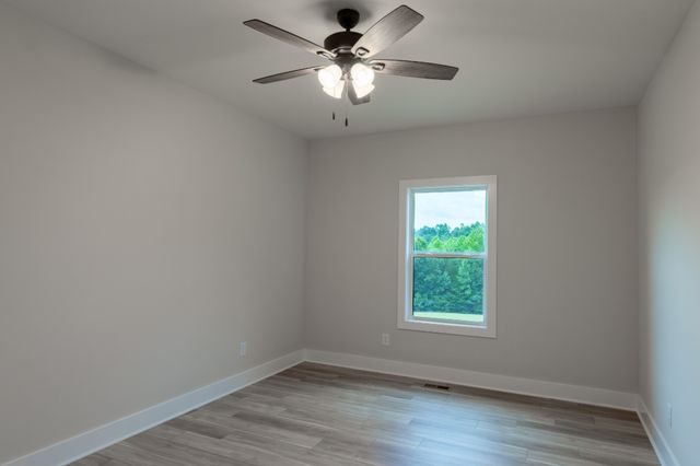 2010 Lafayette Rd, Red Boiling Springs, TN 37150