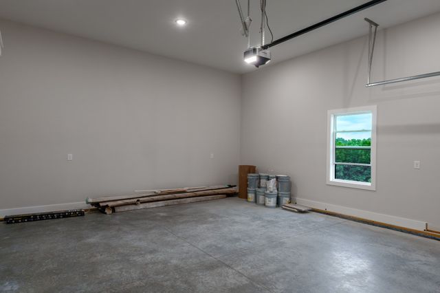 2010 Lafayette Rd, Red Boiling Springs, TN 37150