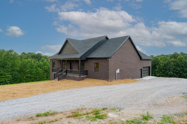 2010 Lafayette Rd, Red Boiling Springs, TN 37150