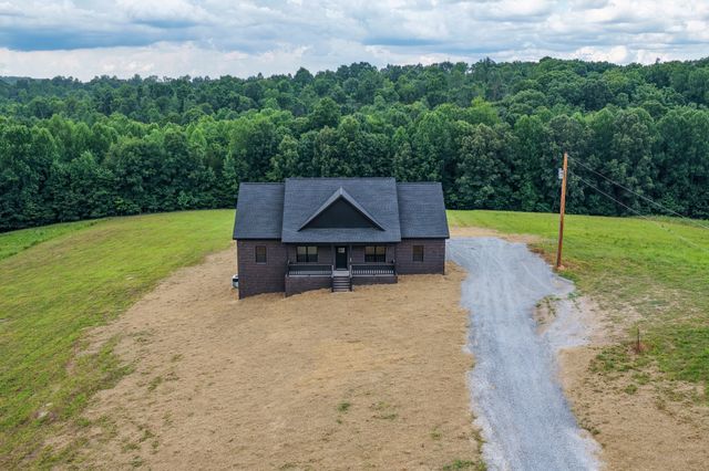 2010 Lafayette Rd, Red Boiling Springs, TN 37150