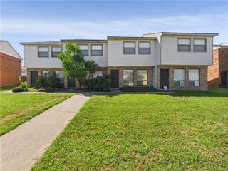 704 San Pedro Drive D, College Station, TX 77845