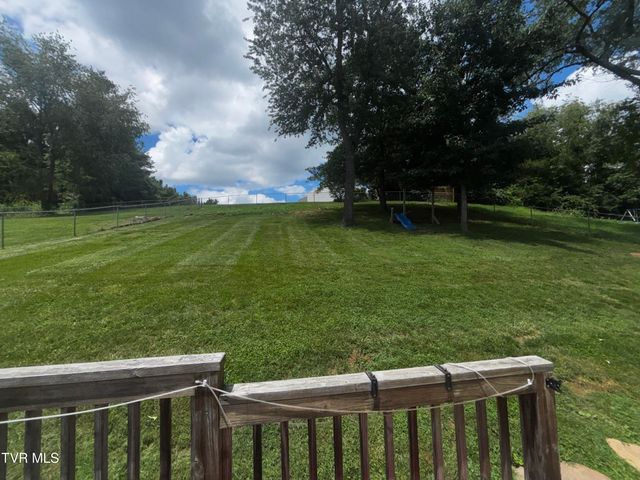174 Saul Drive, Bristol, VA 24201