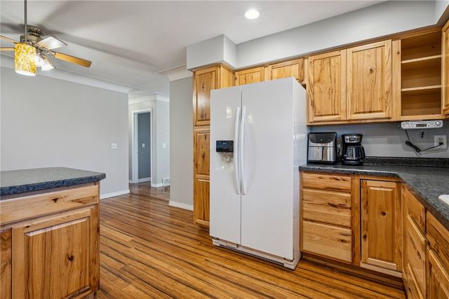 1386 Curtis Bridge Rd NE, Swisher, IA 52338