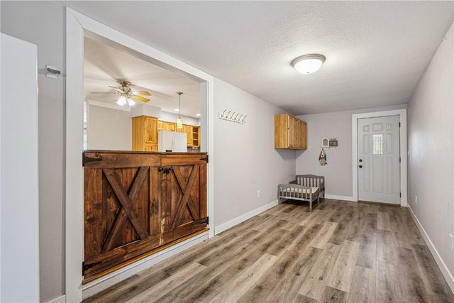 1386 Curtis Bridge Rd NE, Swisher, IA 52338