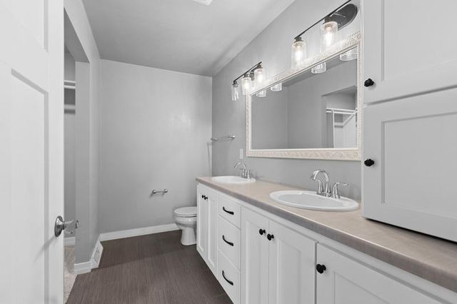 1748 BRIDGE PORT CIRCLE, De Pere, WI 54115